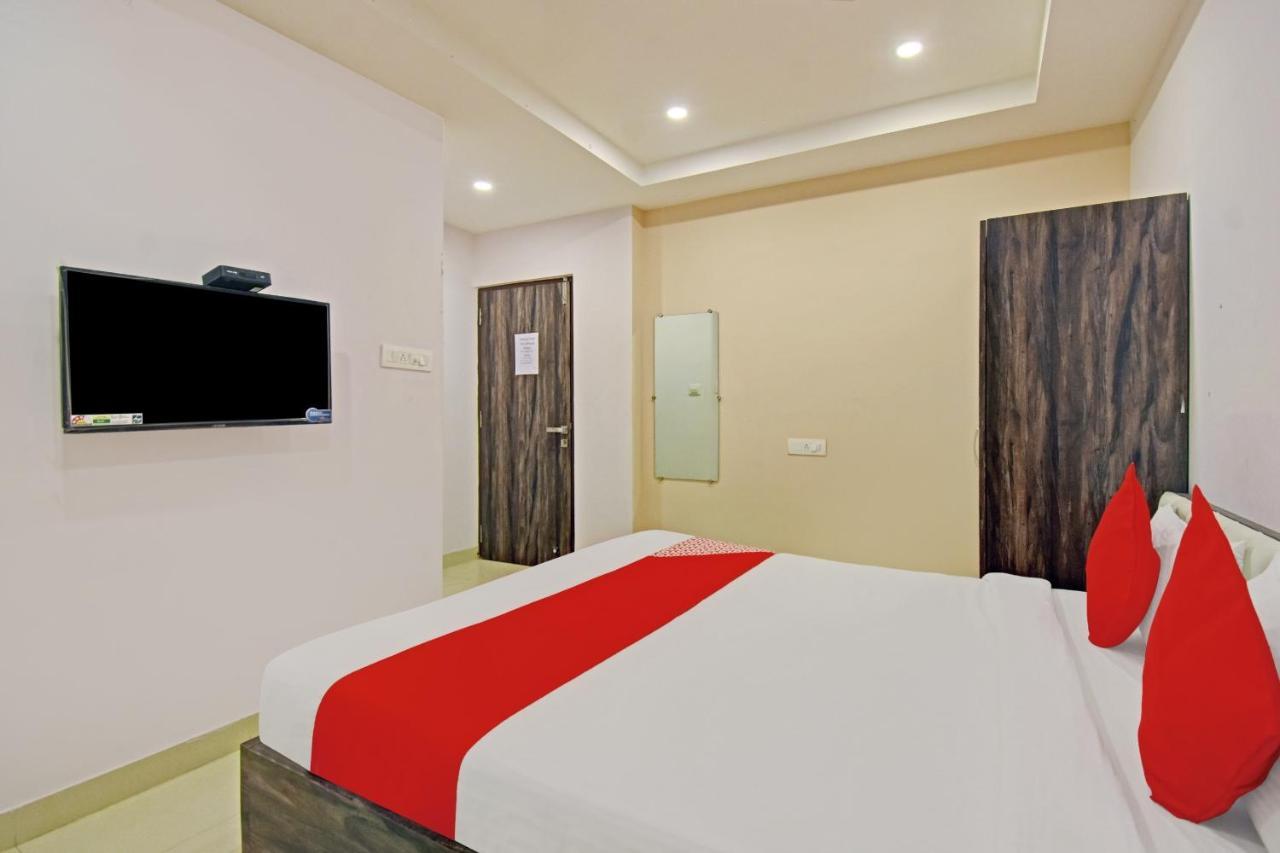 Hotel O Newtown Galaxy Panchuria Exterior photo