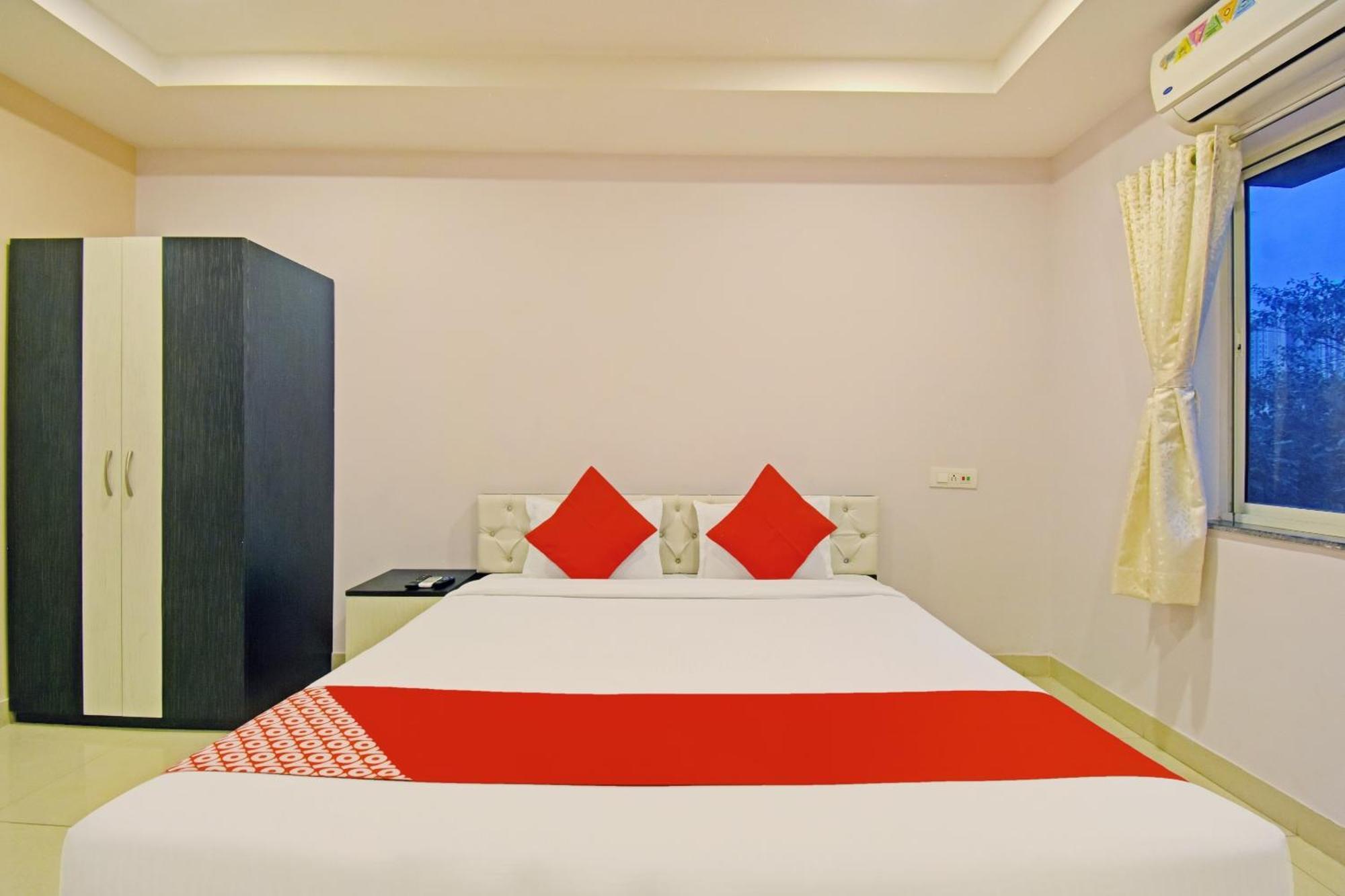Hotel O Newtown Galaxy Panchuria Exterior photo